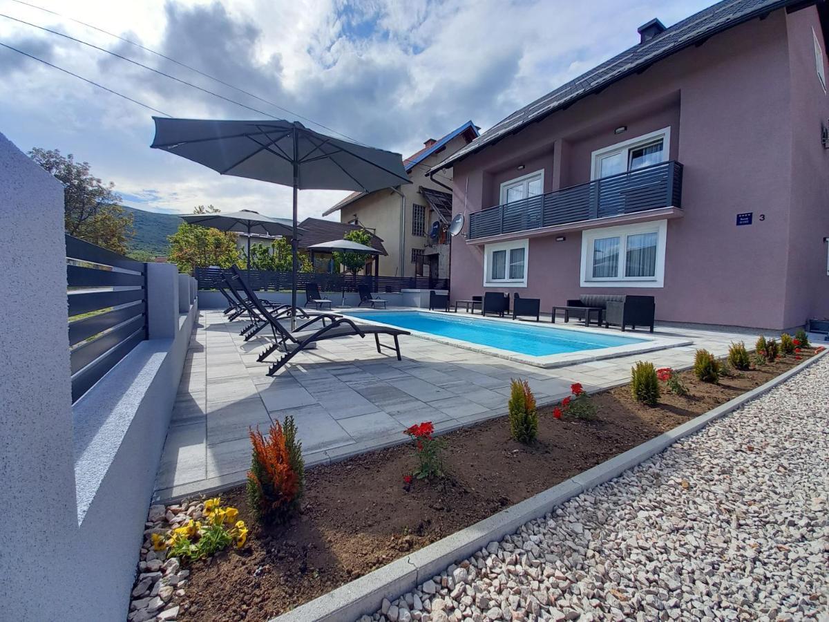 Premier House By Rd Group 4* Korenica